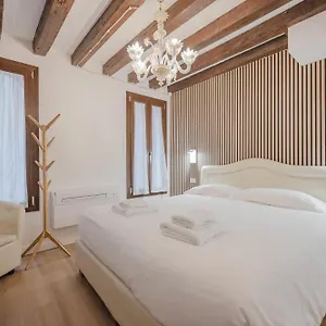 Bed & Breakfast Rialto 707, Venice