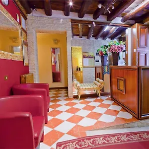 hotel-henry-venice.hotelslidodijesolo.com/